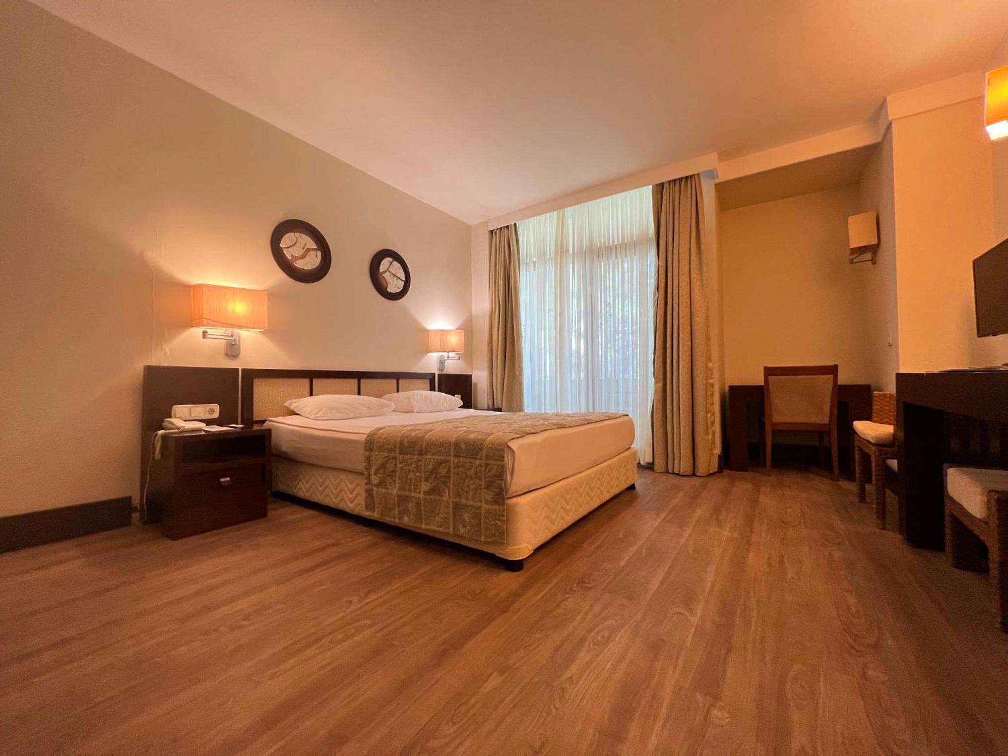 Mirada Del Mar Hotel 安塔利亚 外观 照片
